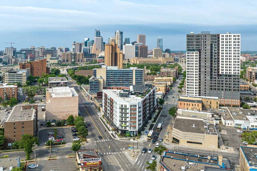 Hencen Apartments-455